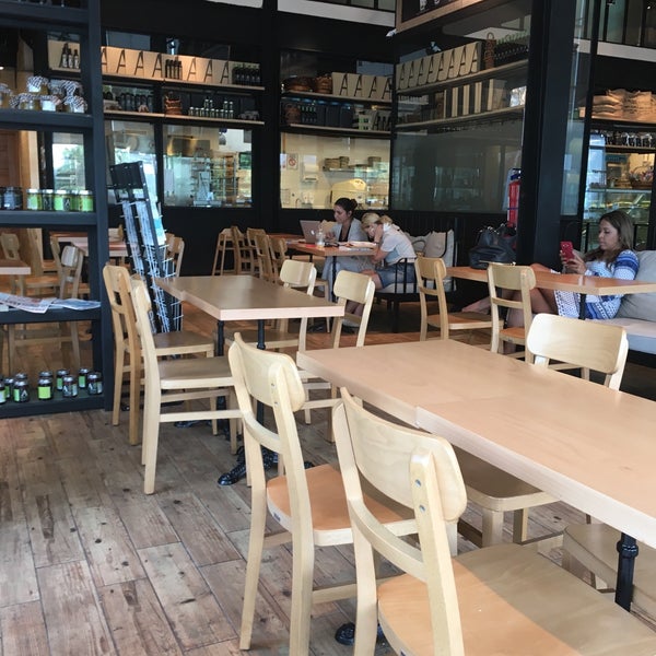 Where's Good? Holiday and vacation recommendations for Panama Stadt, Panama. What's good to see, when's good to go and how's best to get there.