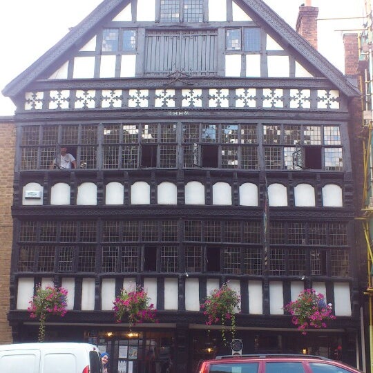 Where's Good? Holiday and vacation recommendations for Chester, United Kingdom. What's good to see, when's good to go and how's best to get there.