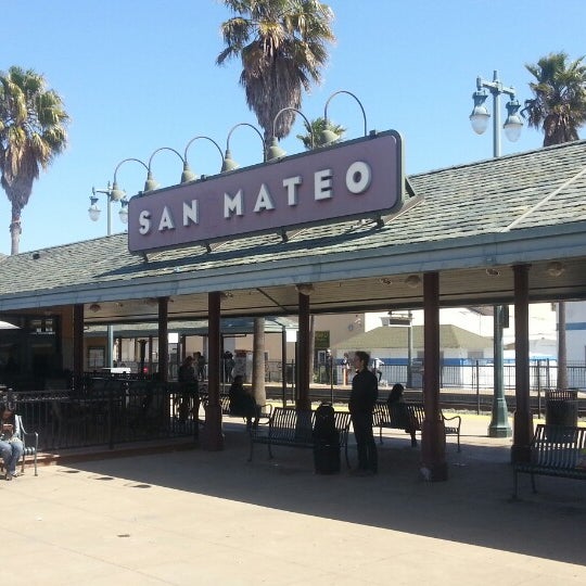 San Mateo Caltrain Station - Train Station in Downtown San Mateo