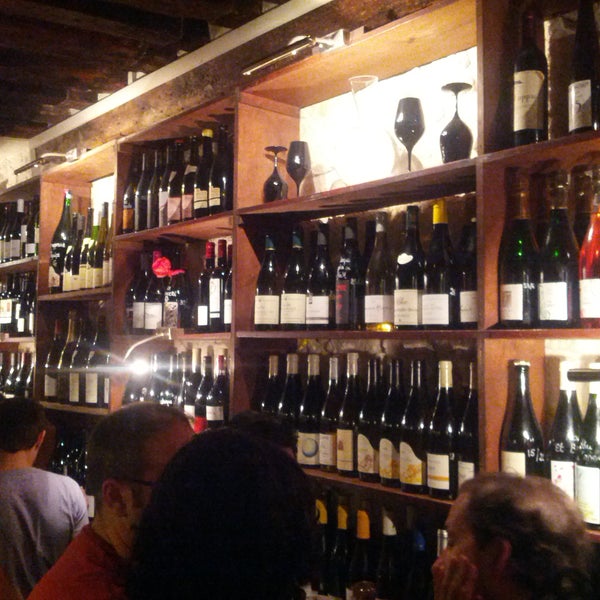 Le GardeRobe Wine Bar in Les Halles