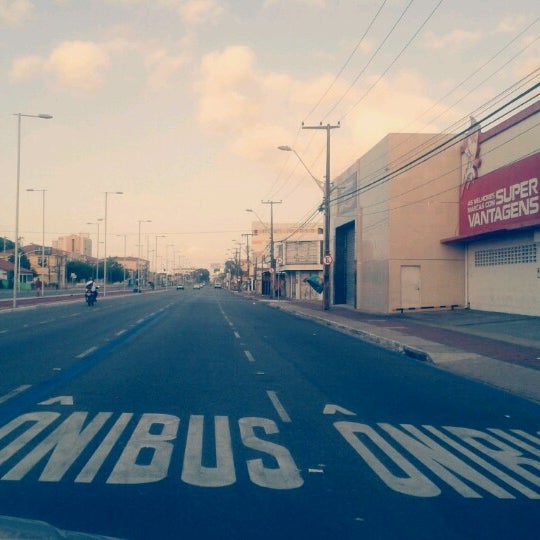 Avenida Bezerra de Menezes - Road in Fortaleza