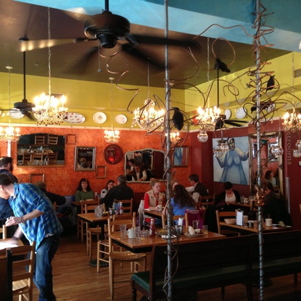 Where's Good? Holiday and vacation recommendations for Asheville, United States. What's good to see, when's good to go and how's best to get there.