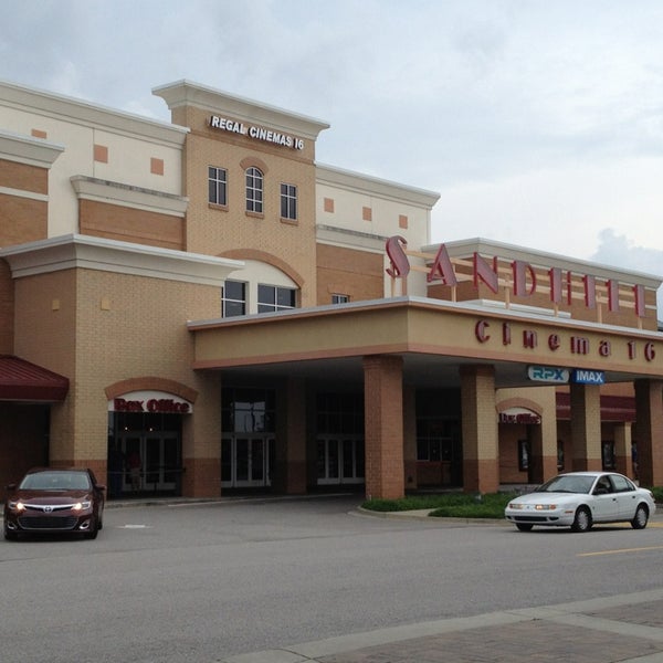 Regal Cinemas Sandhill 16 IMAX & RPX - 30 tips