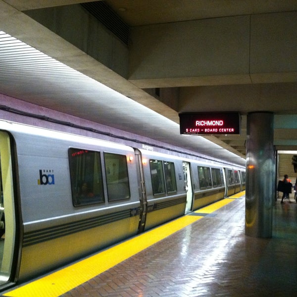 Montgomery St BART Station Financial District San Francisco CA