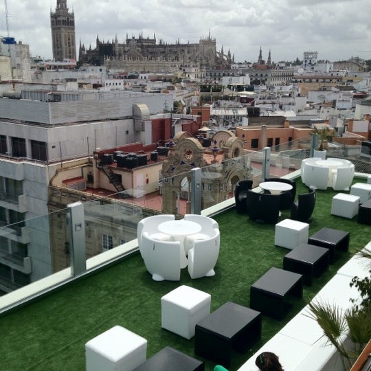 Where's Good? Holiday and vacation recommendations for Seville, Spain. What's good to see, when's good to go and how's best to get there.