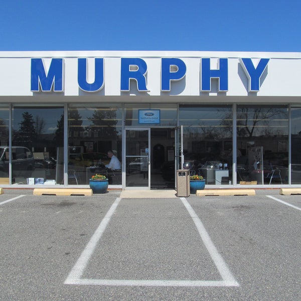 Murphy Ford Auto Dealership in Chester
