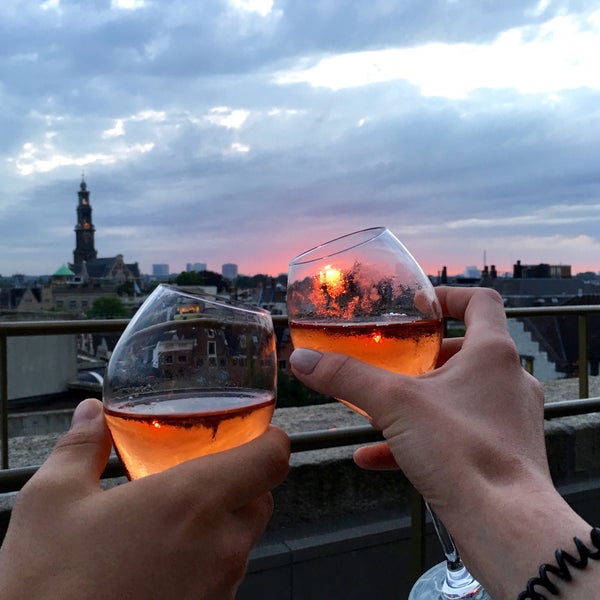 Where's Good? Holiday and vacation recommendations for Amsterdam, Netherlands. What's good to see, when's good to go and how's best to get there.