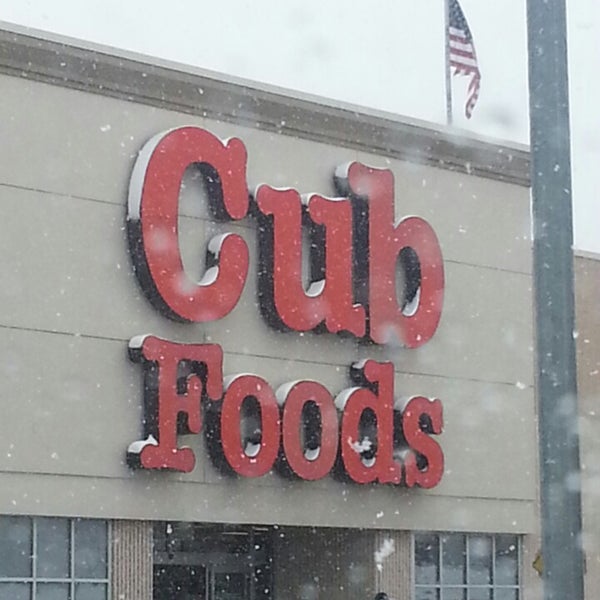 Cub Foods Grocery Store in Maplewood