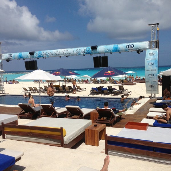 Mandala Beach Club Beach in Cancún
