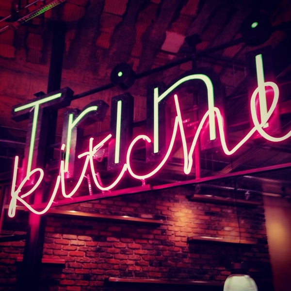 Where's Good? Holiday and vacation recommendations for Leeds, United Kingdom. What's good to see, when's good to go and how's best to get there.