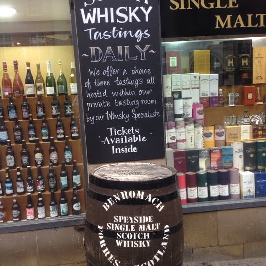 Where's Good? Holiday and vacation recommendations for Edinburgh, United Kingdom. What's good to see, when's good to go and how's best to get there.