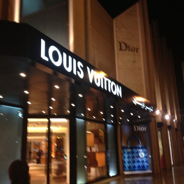 Louis Vuitton Men's Store Las Vegas World