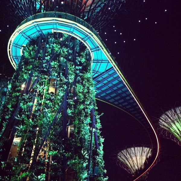 Where's Good? Holiday and vacation recommendations for Singapore, Singapore. What's good to see, when's good to go and how's best to get there.