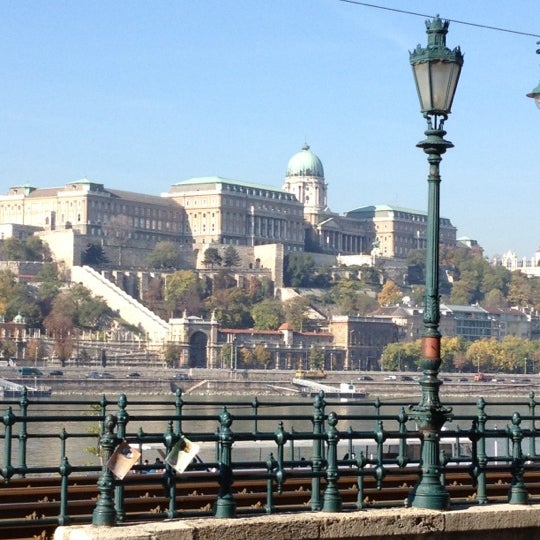 Where's Good? Holiday and vacation recommendations for Budapest, Hungary. What's good to see, when's good to go and how's best to get there.
