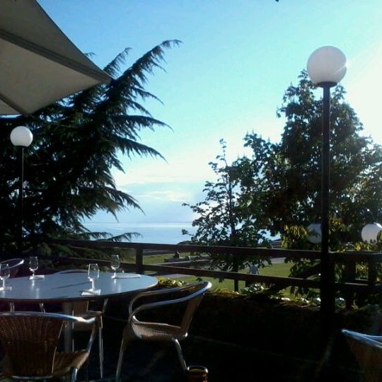 Where's Good? Holiday and vacation recommendations for Lausanne, Switzerland. What's good to see, when's good to go and how's best to get there.