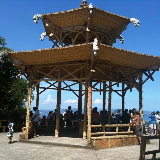 Where's Good? Holiday and vacation recommendations for Rio De Janeiro, Brazil. What's good to see, when's good to go and how's best to get there.