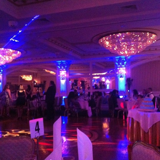 Verdi's of Whitestone Italian Restaurant in Whitestone