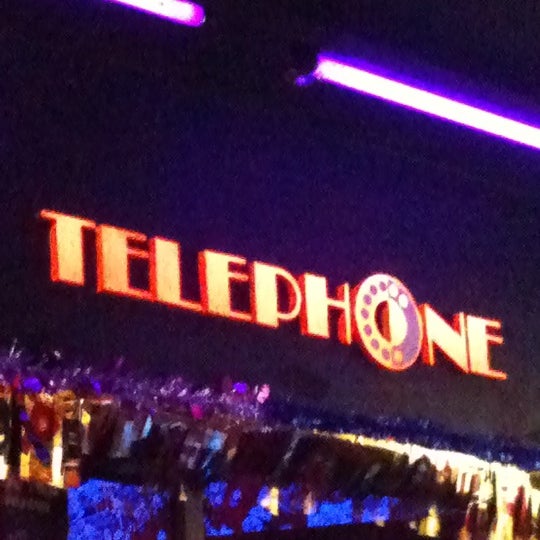 Telephone Gay 102