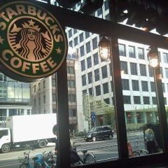 スターバックスコーヒー 青山一丁目店>