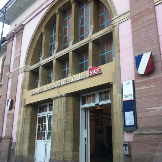 Gare SNCF de Saint-Louis - Train Station