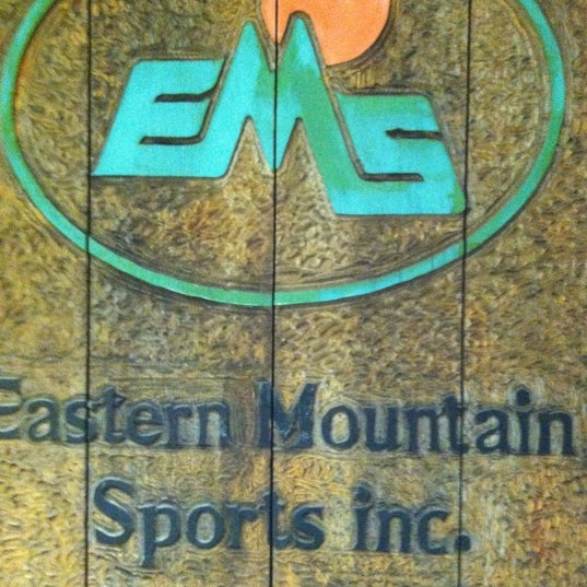 Eastern Mountain Sports Sporting Goods Shop in Peterborough