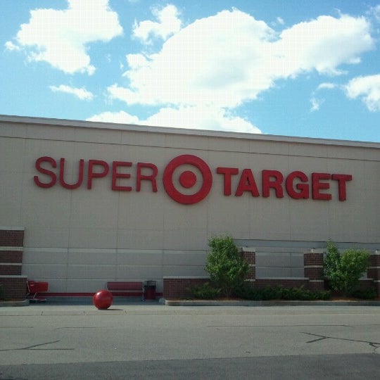 Target - Big Box Store in Saint Louis Park