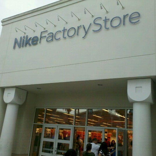 Nike Factory Store - Shoe Store in Orlando