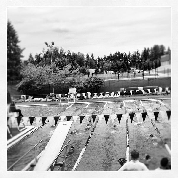 Photos at Edgebrook Tennis Club - Pool in Bellevue