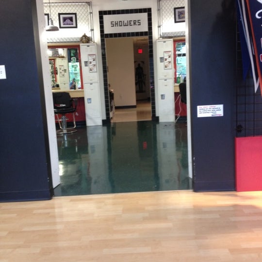 Sports clips portland Sport Clips Haircuts of Portland Place is like no other place where you’ve ever gotten your hair cut. There is sports everywhere. There are TVs everywhere - playing sports.