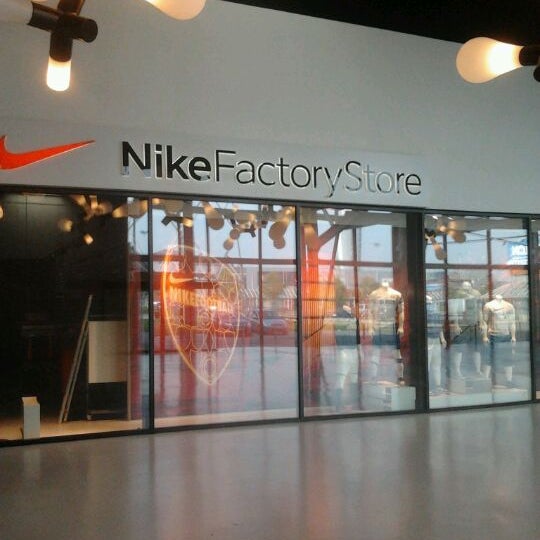 Nike Factory Store - Sporting Goods Shop in Schelle