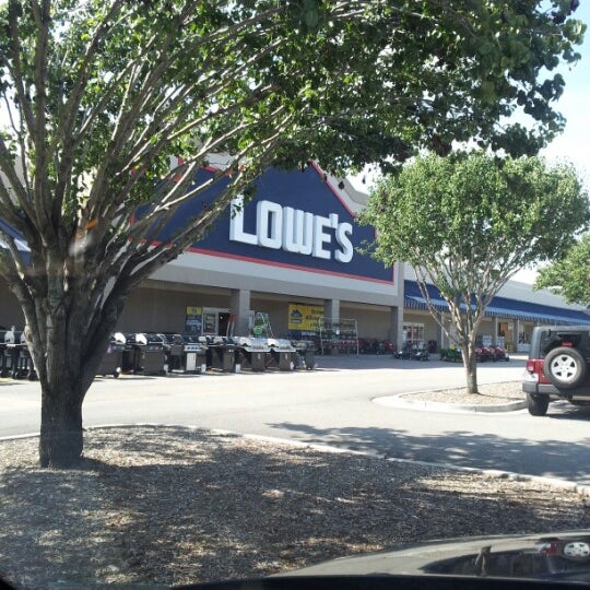 Lowe's Home Improvement - Beaumont, TX