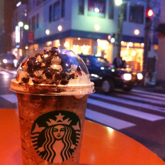 スターバックスコーヒー 自由が丘駅前店>