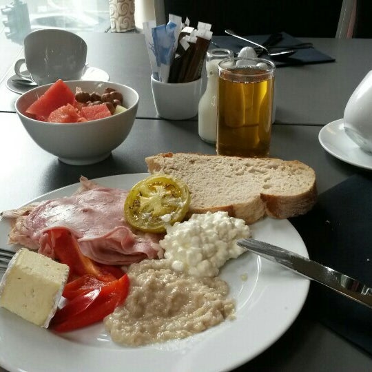 breakfast photo