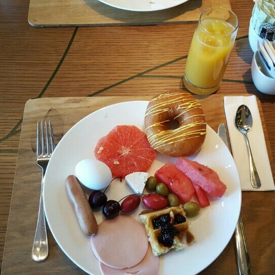breakfast photo