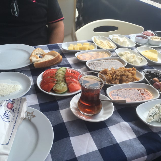 kahvaltı fotoğrafı