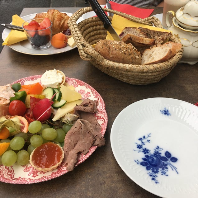 breakfast photo