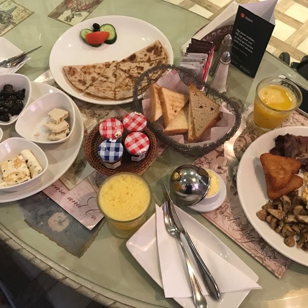 breakfast photo