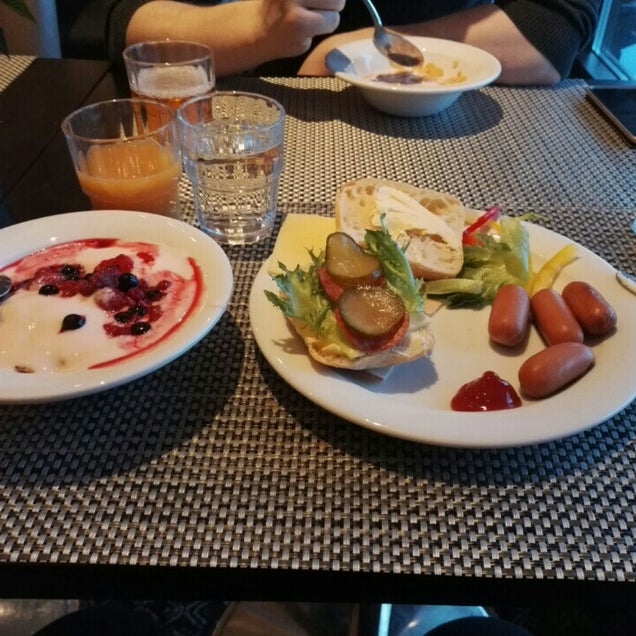 breakfast photo