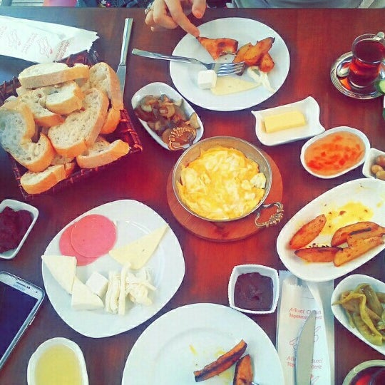 kahvaltı fotoğrafı