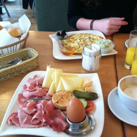breakfast photo