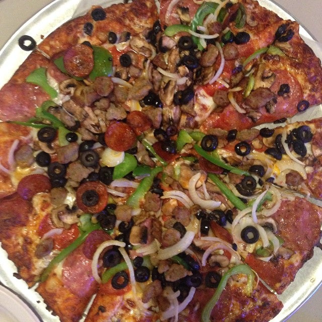 Round Table At 4935 Junipero Serra Blvd Serramonte Round Table At 4935 Junipero Serra Blvd Serramonte Colma Ca The Daily Meal