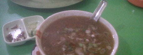 Coto Makassar Cabang Sengkang is one of Wisata Kuliner Samarinda.
