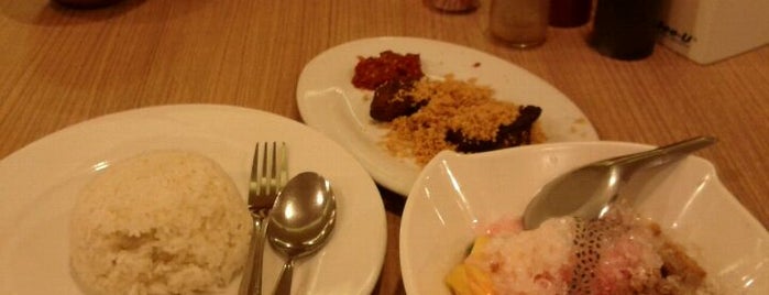 Cabe Merah is one of Wisata Kuliner Samarinda.