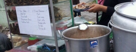 Warung Keong Mas is one of Lokasi Makan di Mojokerto.