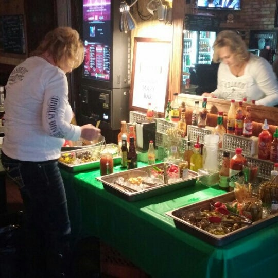 RumRunners reviews, photos Downtown Green Bay GayCities Green Bay