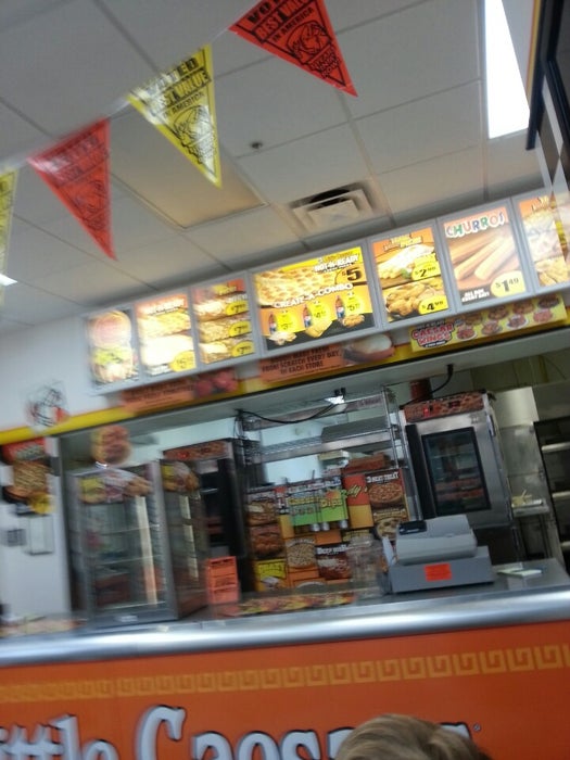 3 reviews of Little Caesars Pizza