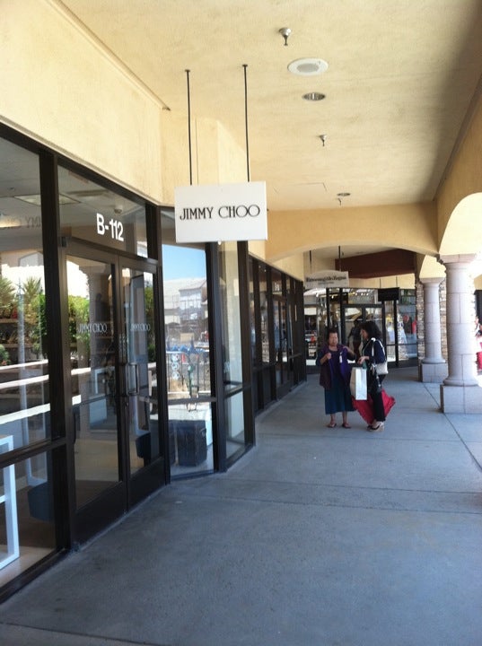Desert Hills Premium Outlets