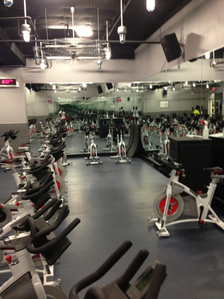 24 Hour Fitness