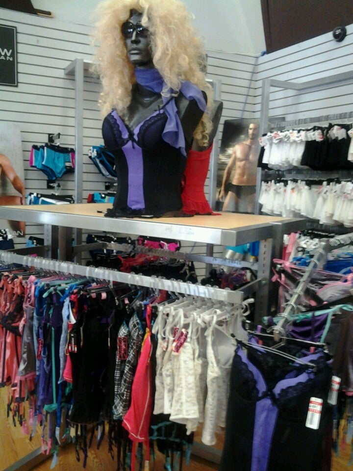 Gay Mart