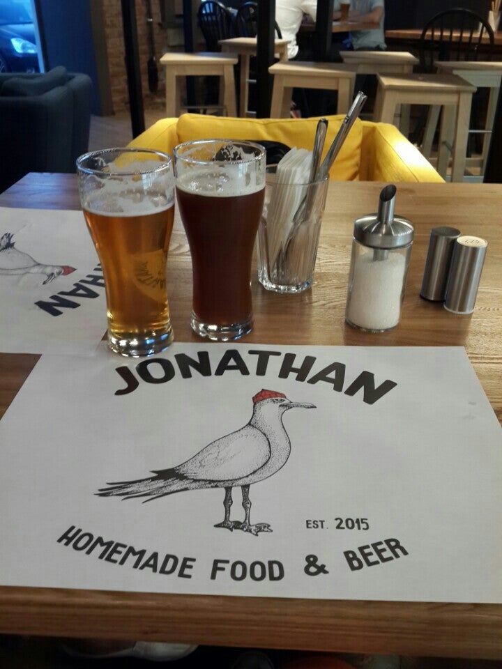 JONATHAN Homemade Food & Beer